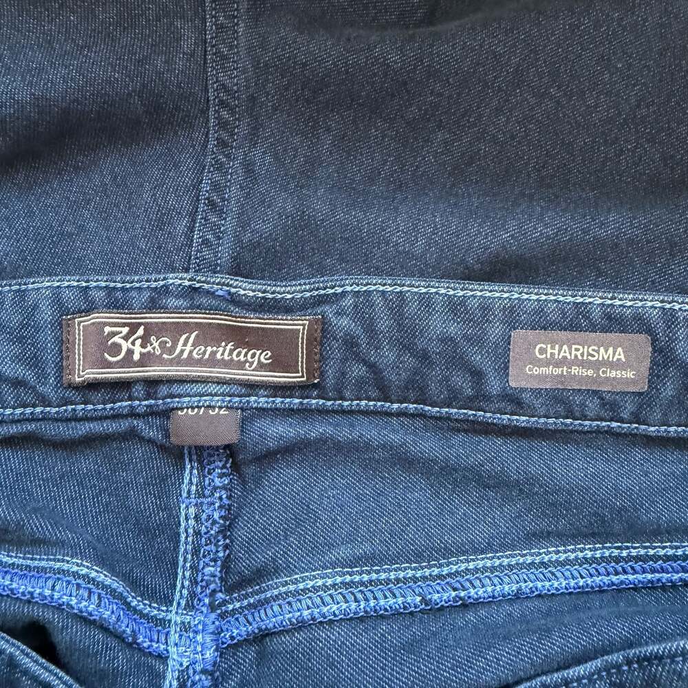 34 Heritage Charisma Comfort-Rise Classic Straight Leg Jeans 36x32 - Picture 3 of 3